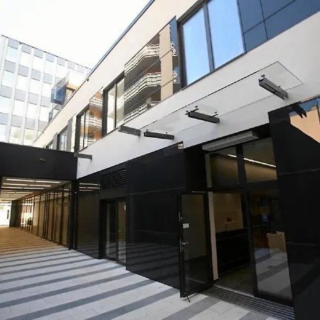 Black Pearl Centrum